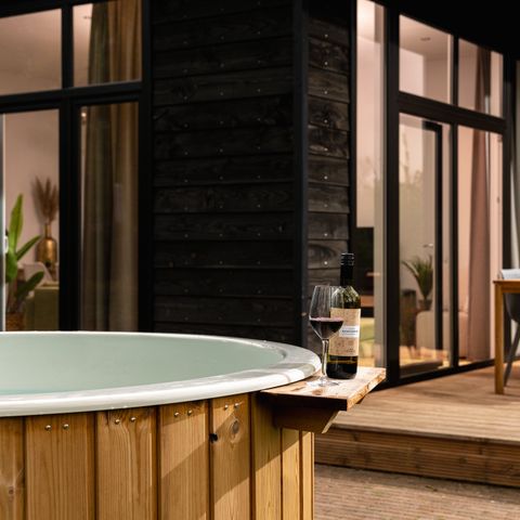 Bungalow 4 persons - Wellness Boutique baby with bubble bath + baby room