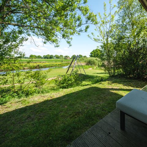 Bungalow 2 persons - River Lodge 'Wellnesshuus' with bubble bath, sauna, bathtub and sunshower