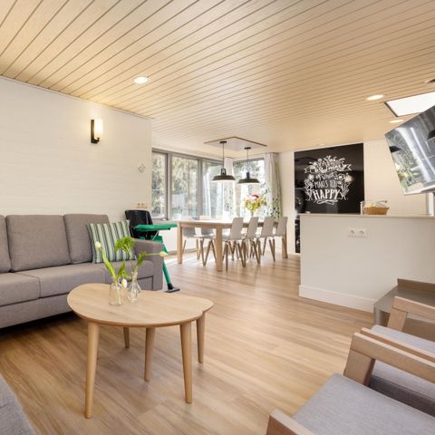 BUNGALOW 8 people - Premium EH1524