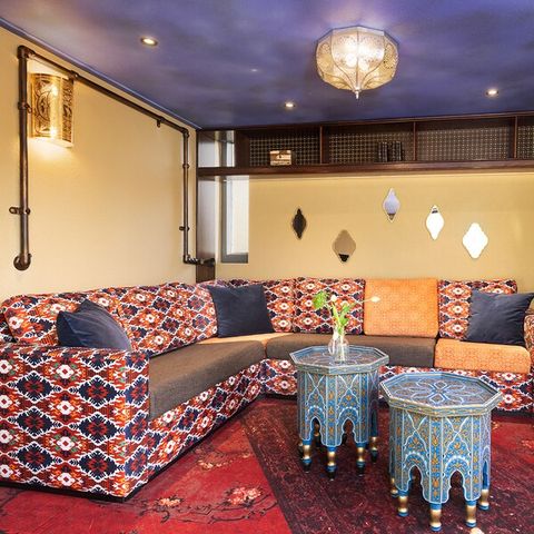 UNUSUAL ACCOMMODATION 6 people - Adventure EH1543