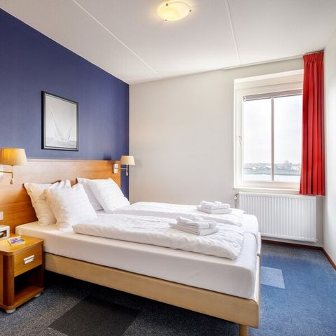 BUNGALOW 4 people - VIP Waterfront Suite EH904