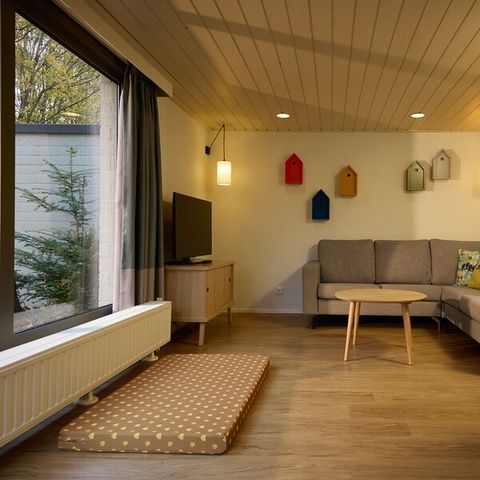 BUNGALOW 4 people - Premium Dog Cottage sleeps 4