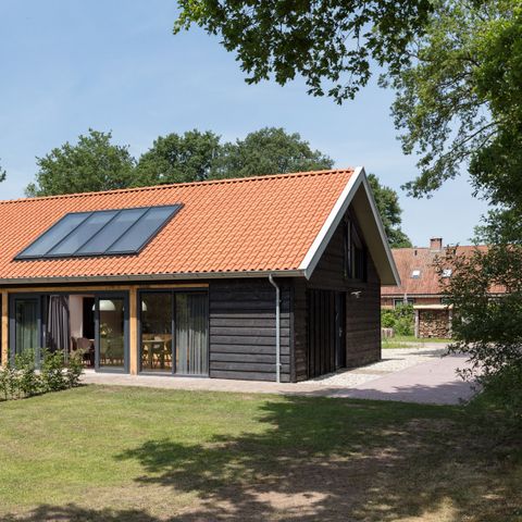 Group accommodation 10 persons - Twente Lodge