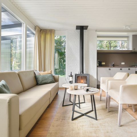 BUNGALOW 8 people - 8C1 (max. 6 adults)