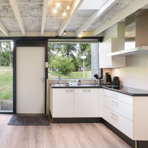 HOUSE 10 people - 10B