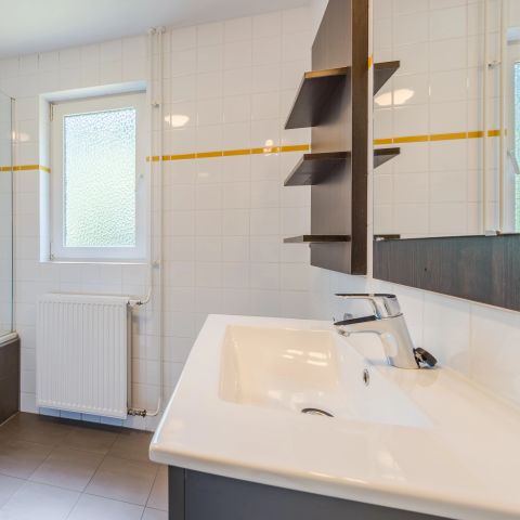 Bungalow 8 persons - (max. 6 adults) 8C