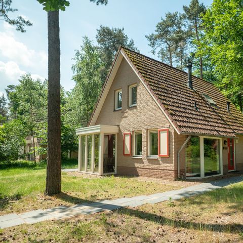 BUNGALOW 8 people - (max. 6 adults) 8C