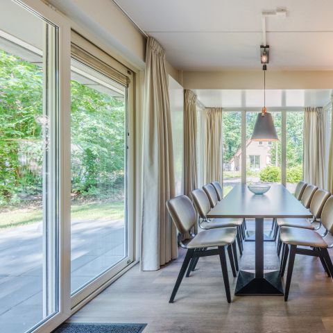 BUNGALOW 8 people - (max. 6 adults) 8C