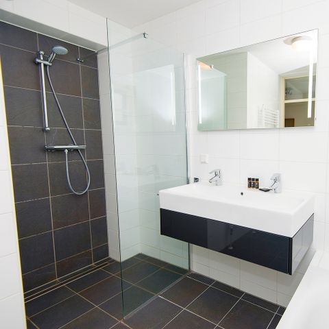 HOUSE 8 people - 8L1 Luxury