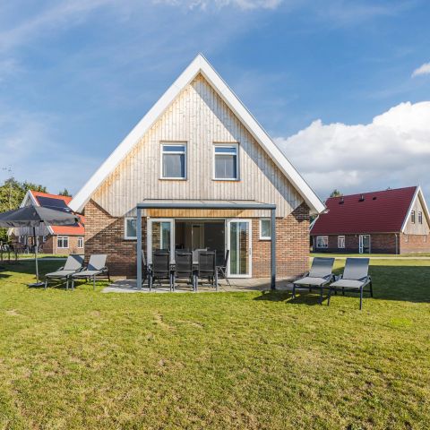 Bungalow 8 persons - 8L