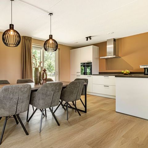 Bungalow 8 persons - 8L