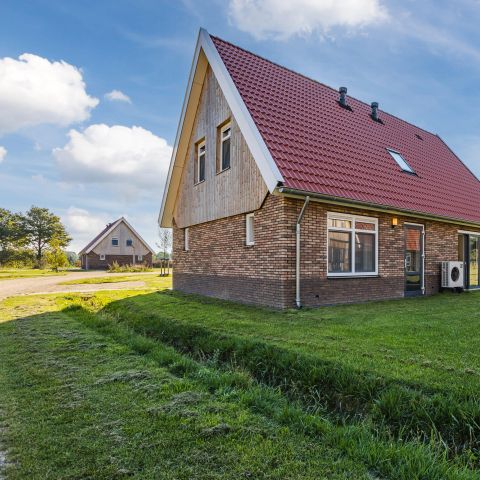 Bungalow 8 persons - 8L