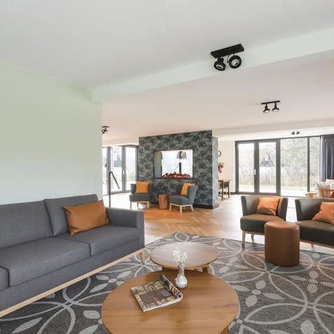 Group accommodation 12 persons - Villa Vechtrijk