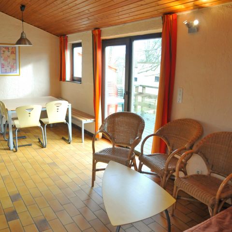 Bungalow 8 persons - B