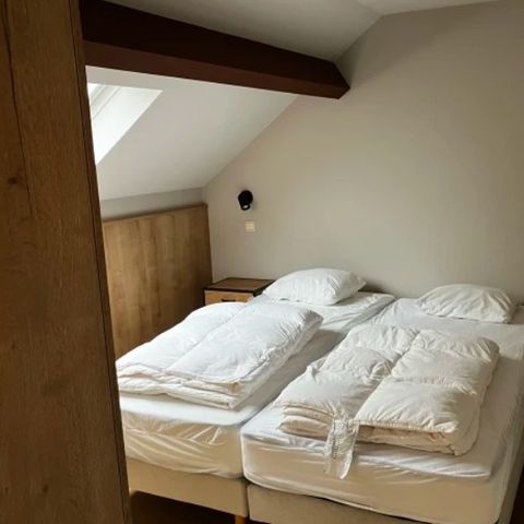 APARTMENT 4 people - Vallisca - E711