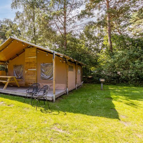 Canvas and wooden tent 4 persons