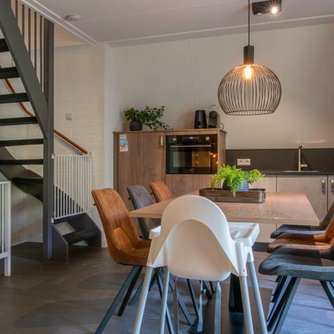 Bungalow 6 persons - K6KV Comfort (max. 4 adults)