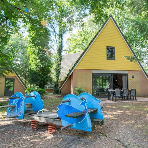 BUNGALOW 6 people - K6KV Comfort (max. 4 adults)