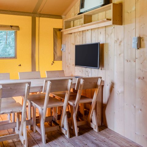 Canvas and wooden tent 6 persons