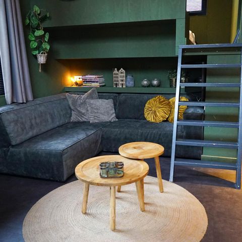 UNUSUAL ACCOMMODATION 4 people - with hot tub