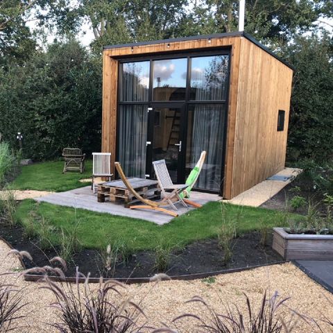 UNUSUAL ACCOMMODATION 2 people