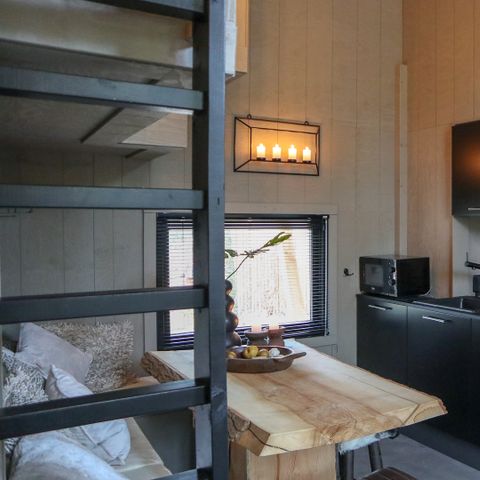 UNUSUAL ACCOMMODATION 4 people - Plus
