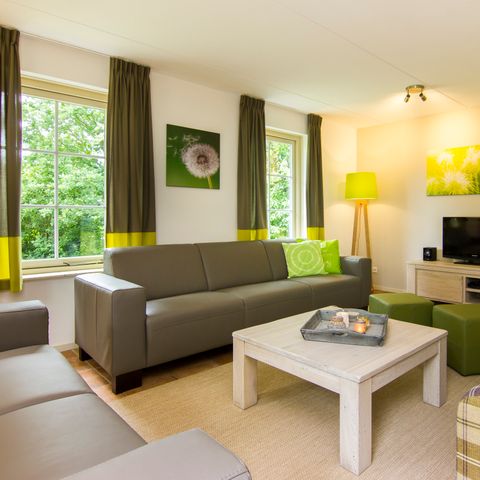 HOUSE 10 people - 10EL