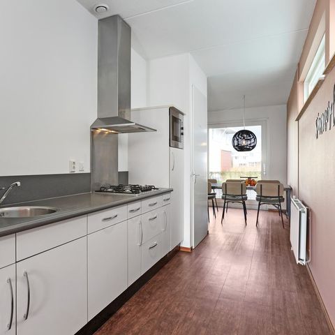 HOUSE 8 people - 8E3