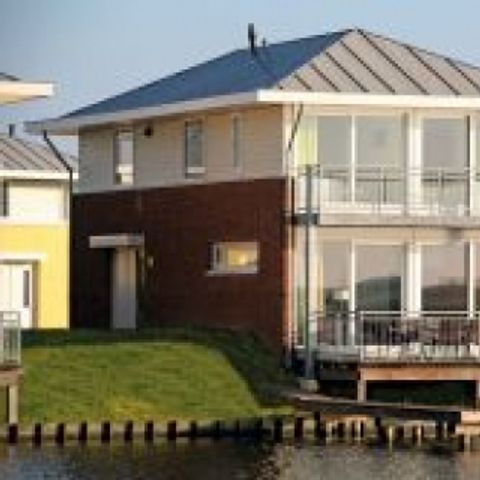 BUNGALOW 8 people - 8E3