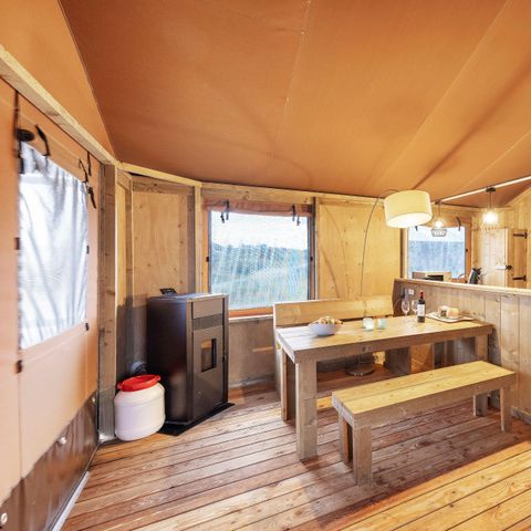 CANVAS AND WOOD TENT 6 people - 6-person safari tent