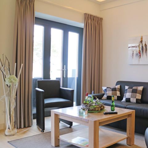 APARTMENT 4 people - DMR703