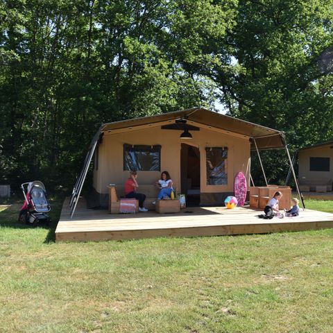Canvas and wooden tent 6 persons - Family lodge