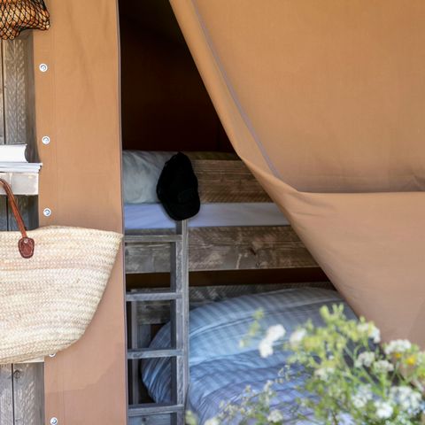 Canvas and wooden tent 5 persons