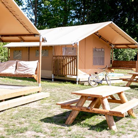 Canvas and wooden tent 5 persons