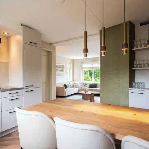 Group accommodation 16 persons - Luxury family villa