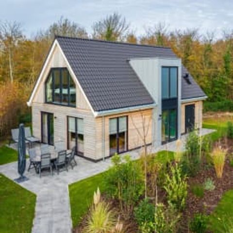 VILLA 6 people - Luxury villa (1-6p)