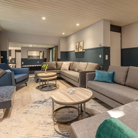 Bungalow 8 persons - VIP BS1335