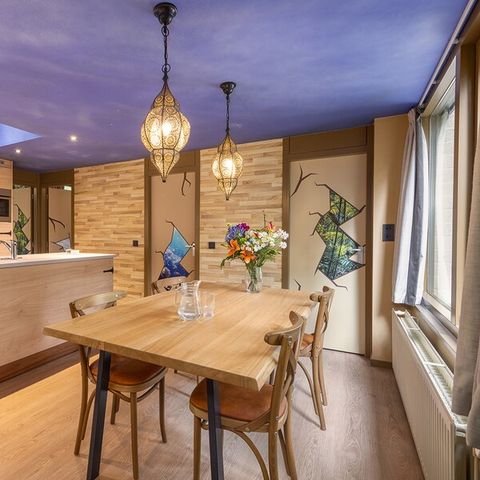 UNUSUAL ACCOMMODATION 4 people - Adventure HB1941