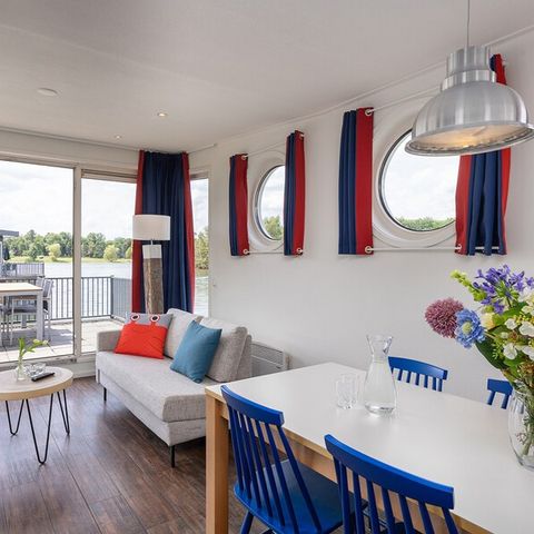 Accommodation 4 persons - Houseboat KV2141