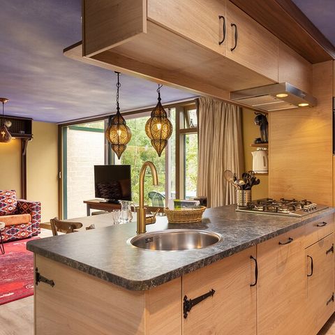 UNUSUAL ACCOMMODATION 4 people - Adventure KV2143