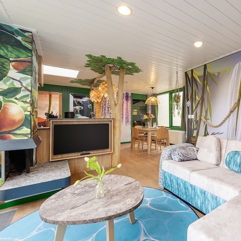 UNUSUAL ACCOMMODATION 4 people - Wonders of Nature VM2541