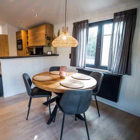 Chalet 4 persons - S006