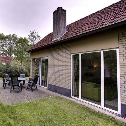 House 6 persons
