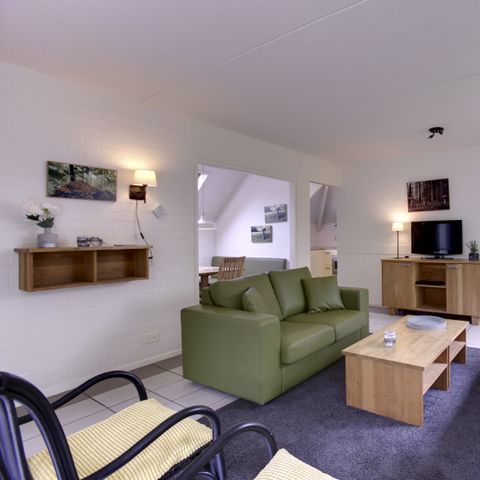 House 6 persons