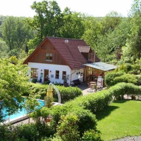 Bungalow 5 persons - Comfortable holiday home with oven, located in the Bruchttal