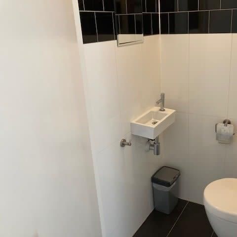 HOUSE 4 people - L-Pavilion