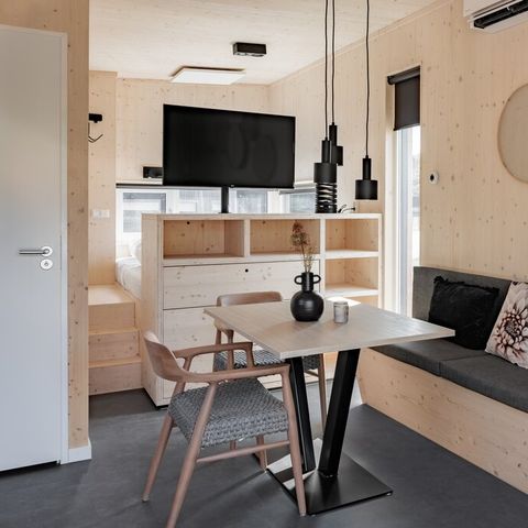 UNUSUAL ACCOMMODATION 2 people