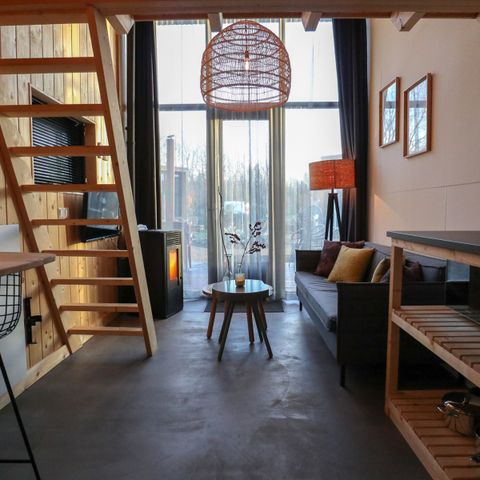 UNUSUAL ACCOMMODATION 2 people