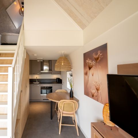 UNUSUAL ACCOMMODATION 2 people