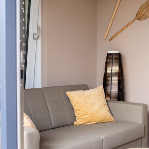 UNUSUAL ACCOMMODATION 2 people